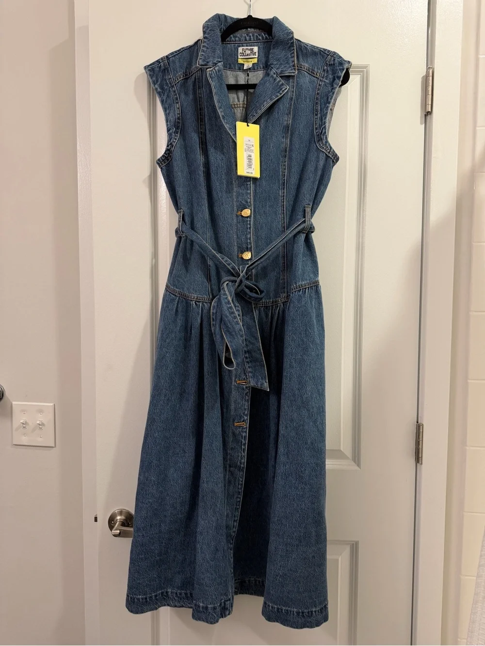 NWT Sleeveless Denim Button Front Midi Dress Future Collective Jenee Naylor - Picture 4 of 4